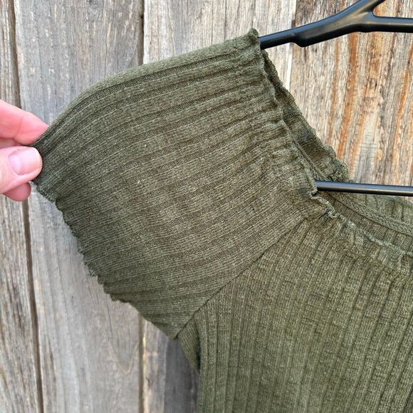 No Boundaries tshirt ribbed shirt sleeve size small - Picture 2 of 5